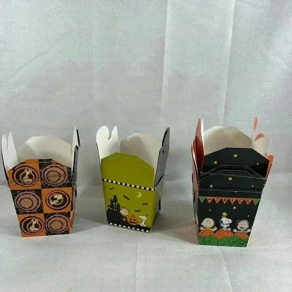 Halloween Peanuts Snoopy Treat Favor‎ Candy Boxes -7 total